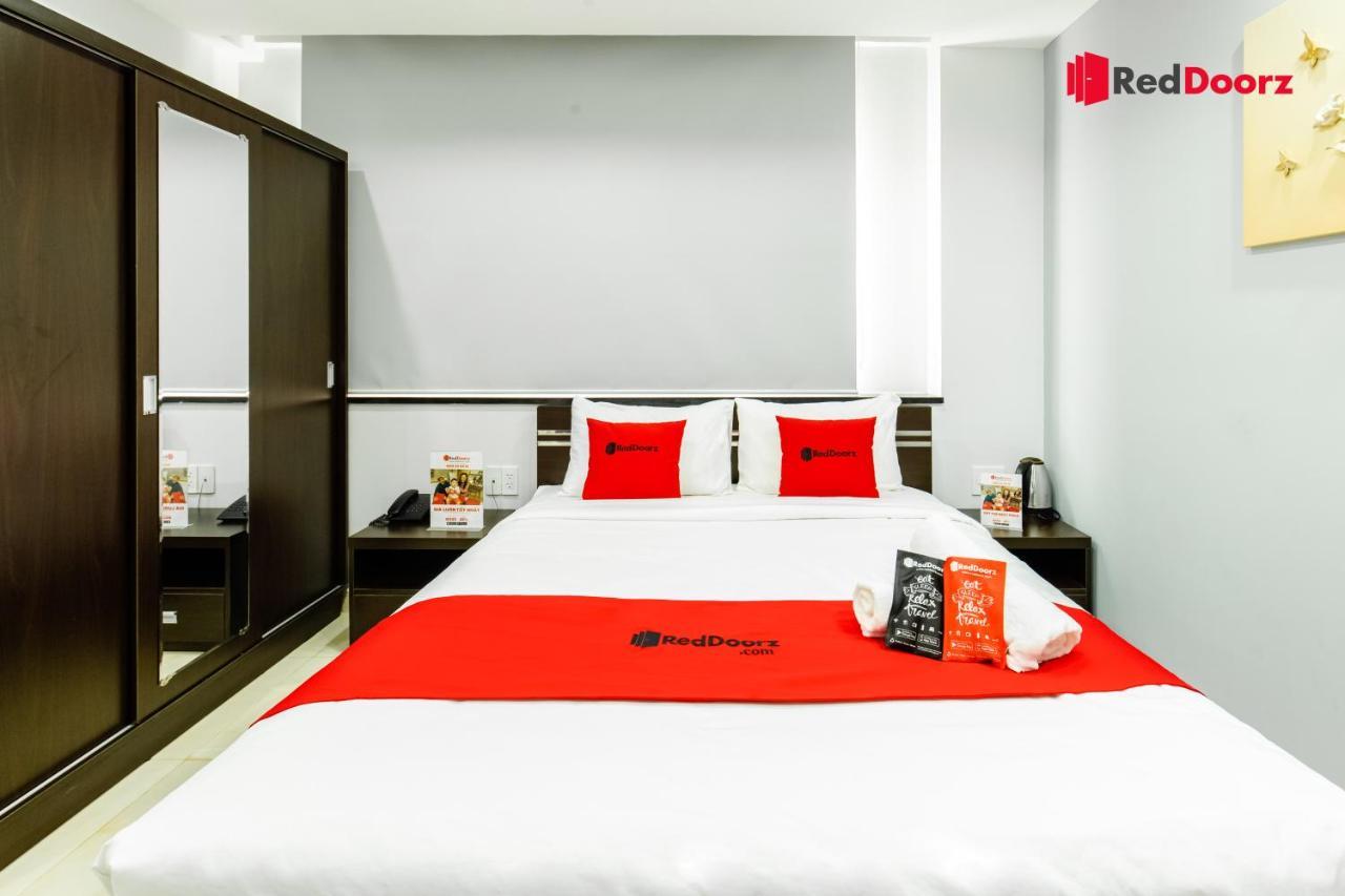 Reddoorz New Haru Hotel Phan Khiem Ich Хошимин Екстериор снимка